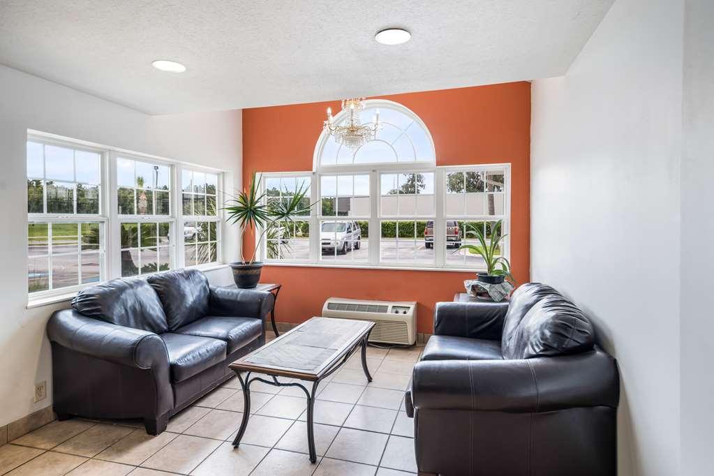 Americas Best Value Inn & Suites Brunswick Interior photo